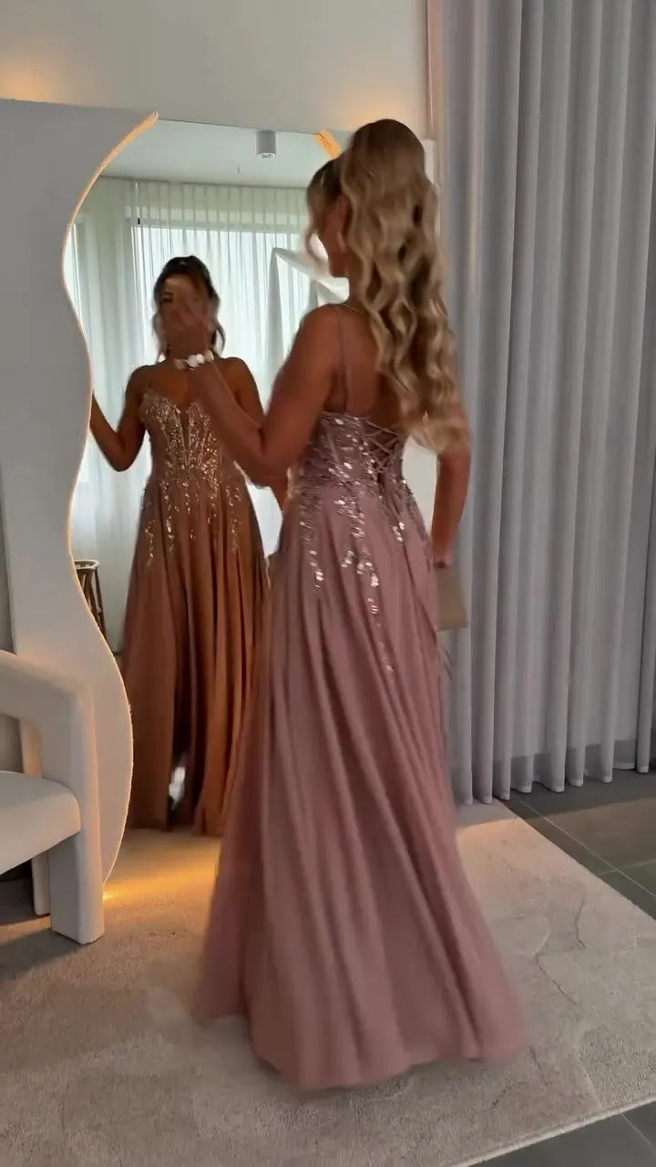 💎 Women's Elegant Sequin-Embroidered Waist-Defining Slit Dress